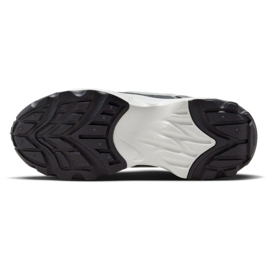 Nike TC 7900